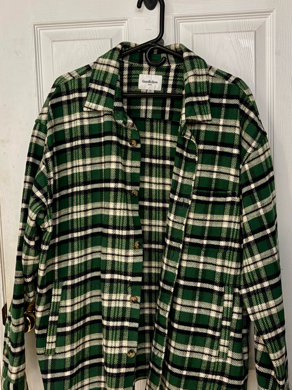 Goodfellow & Co Green and Cream Plaid Shacket. Button Down. Heavy Material.